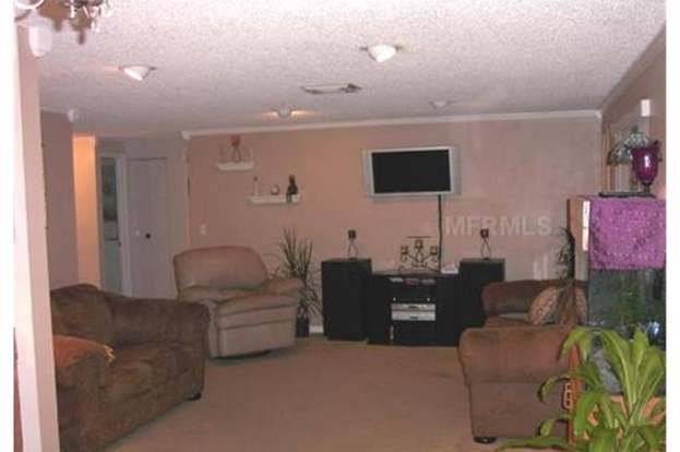 Building Photo - 16131 Manorwood Cir