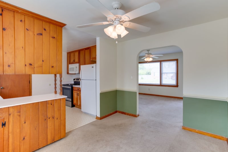 Building Photo - 45 St Albans Dr