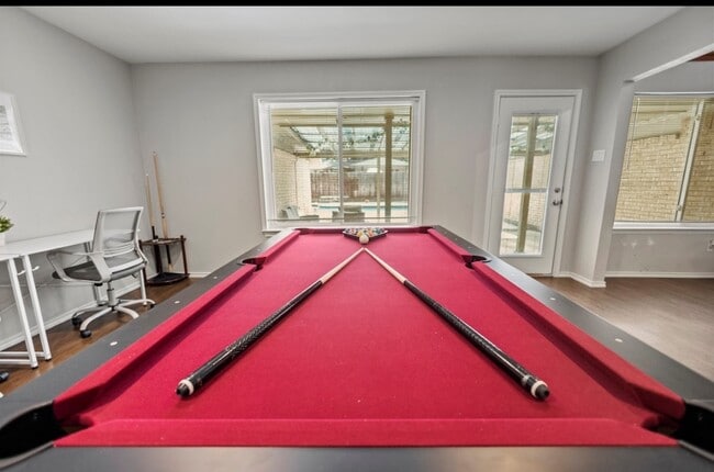 Building Photo - 1432 Cheyenne Rd