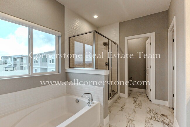 Building Photo - 9732 Marble Cyn Wy