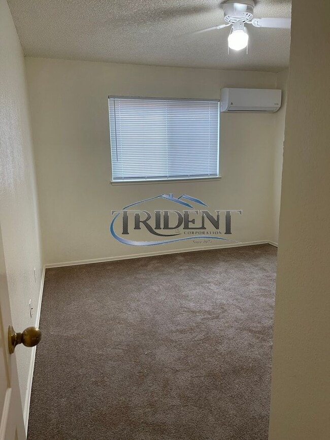 Building Photo - 4400 Martel Dr