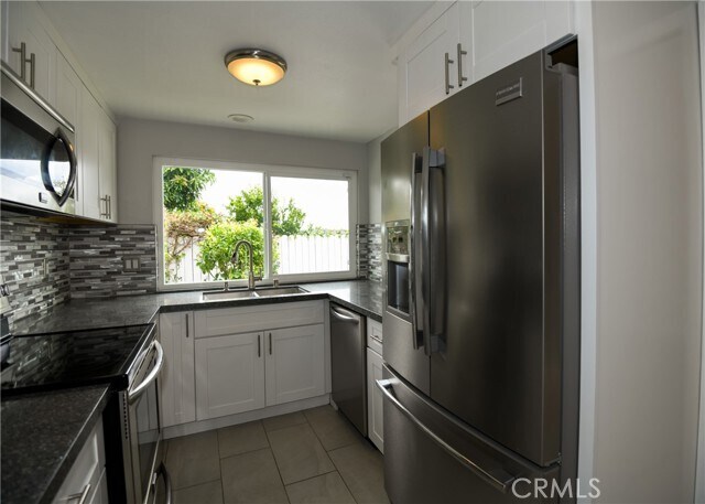 Building Photo - 23512 Belmar Dr