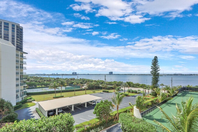 Building Photo - 5420 N Ocean Dr