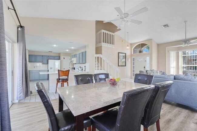 Building Photo - 8607 Knottingham Dr