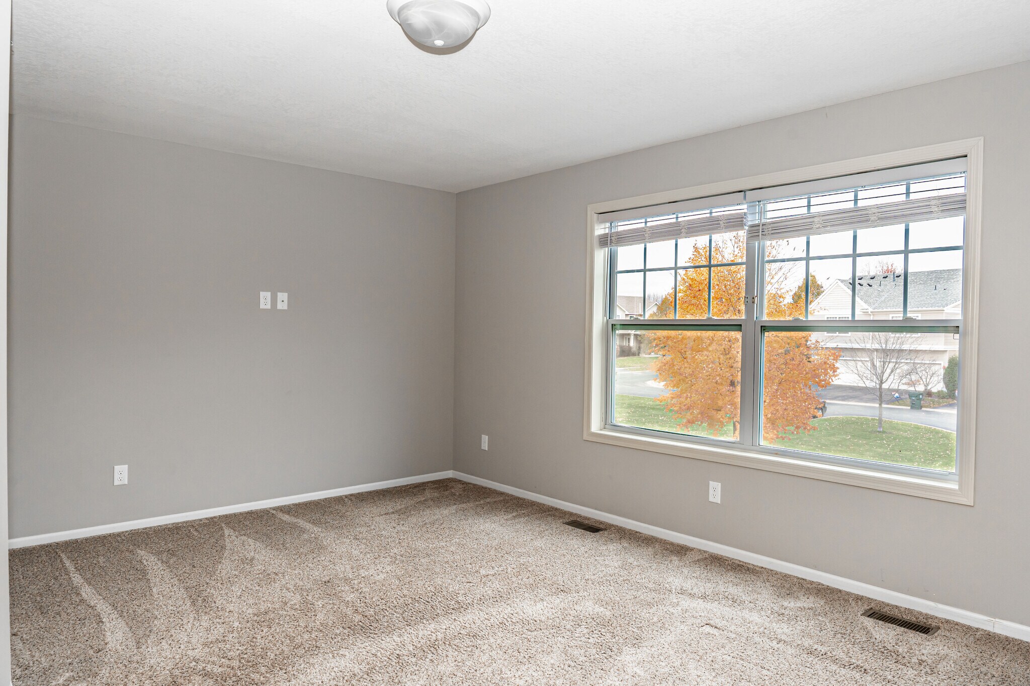 Master BEd room - 2676 133rd St W