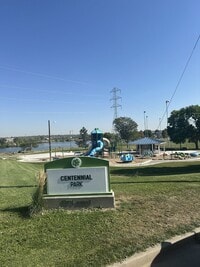 Building Photo - Available now!
Great Condo in Great Locat...