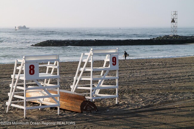 Building Photo - 20 Woodland Ave