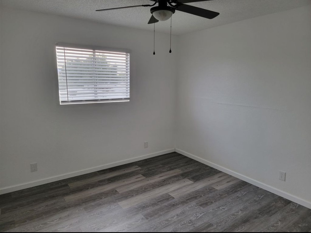 Building Photo - 2140 Riviera Blvd