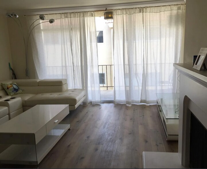 Building Photo - 5875 Doverwood Dr