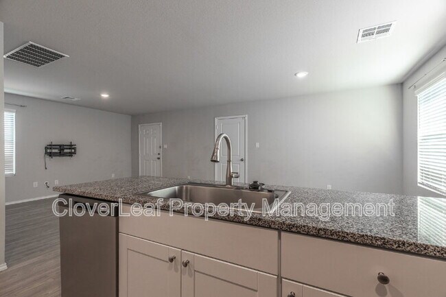 Building Photo - 13730 Bucket Way