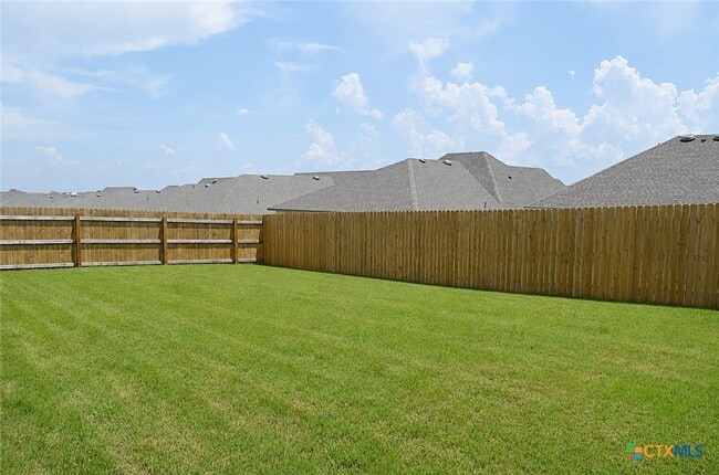 Building Photo - 2477 Bee Crk Dr