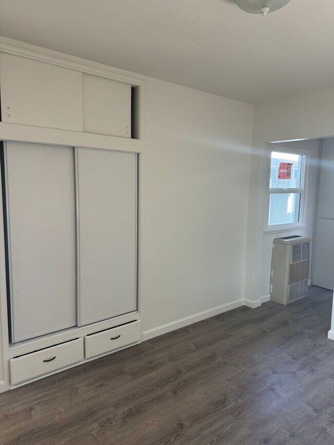 Building Photo - Charming 3-Bedroom Home in Downtown La Verne