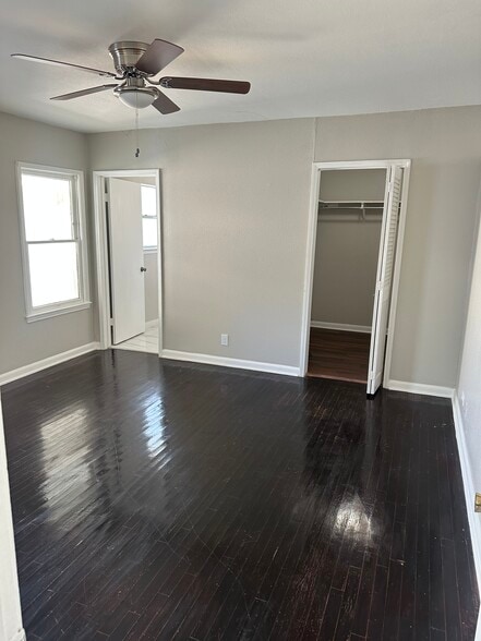 Building Photo - 606 John Page Dr