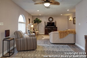 Building Photo - 402 W Hermine Blvd