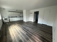 Building Photo - 860 E 500 S