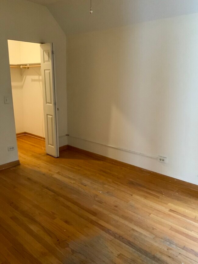 Building Photo - 1165 S Humphrey Ave