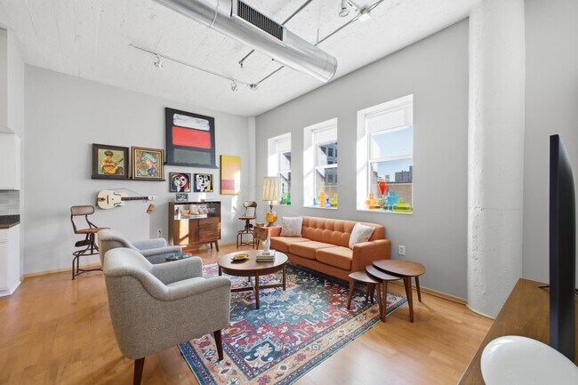 Building Photo - 110 N 3rd St