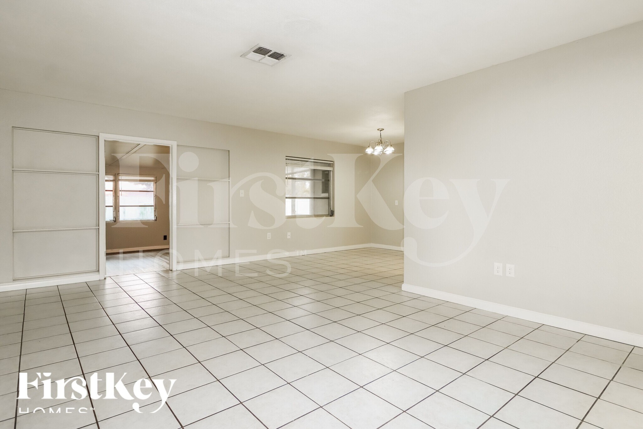 Building Photo - 1429 Satsuma St