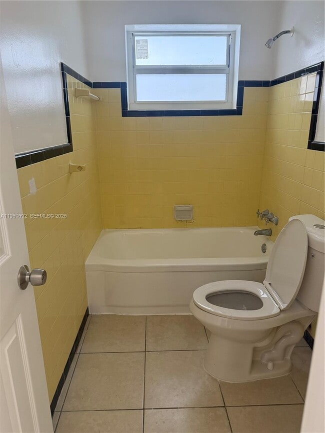 Building Photo - 14355 NE 6th Ave