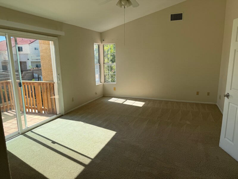 Building Photo - 4112 Lexington Ct