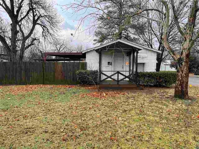 Primary Photo - 1523 Speedway Ave