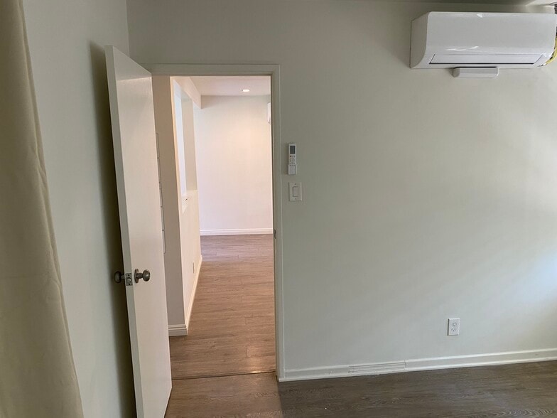 Brand New Dual Zoned AC - 2823 Hermosa Ave