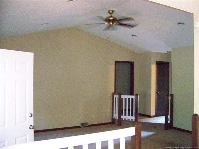 Building Photo - 667 Dowfield Dr