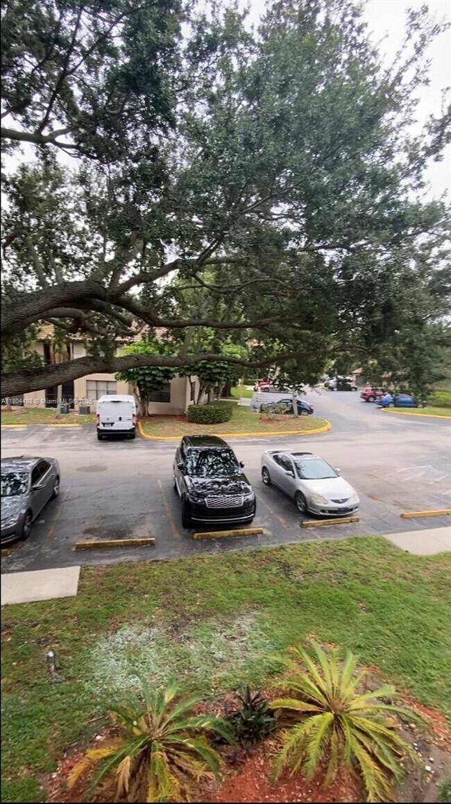 Building Photo - 4581 W McNab Rd