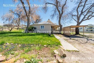 Building Photo - 1497 E 900 N