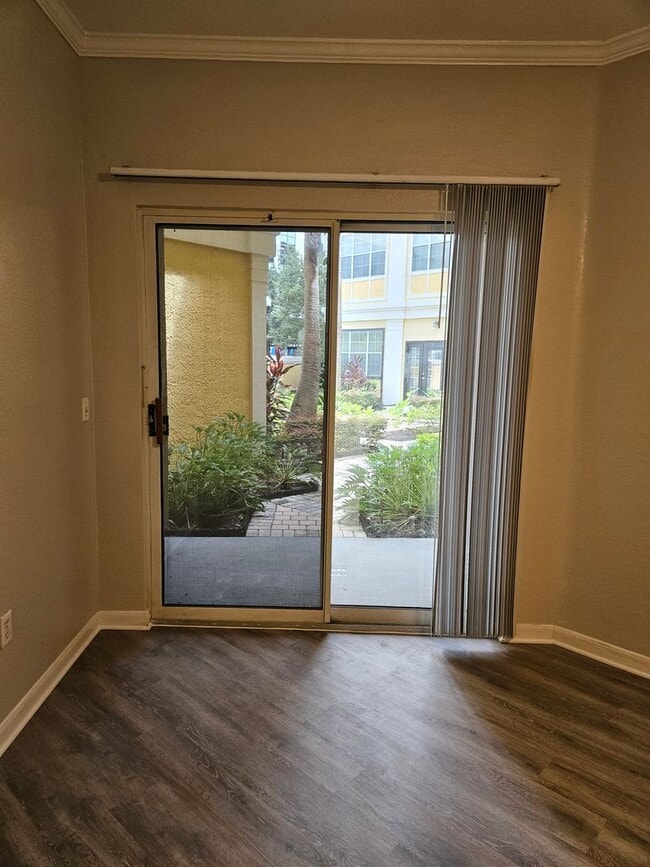 Building Photo - Available now 2bed 2bath Downtown Orlando ...