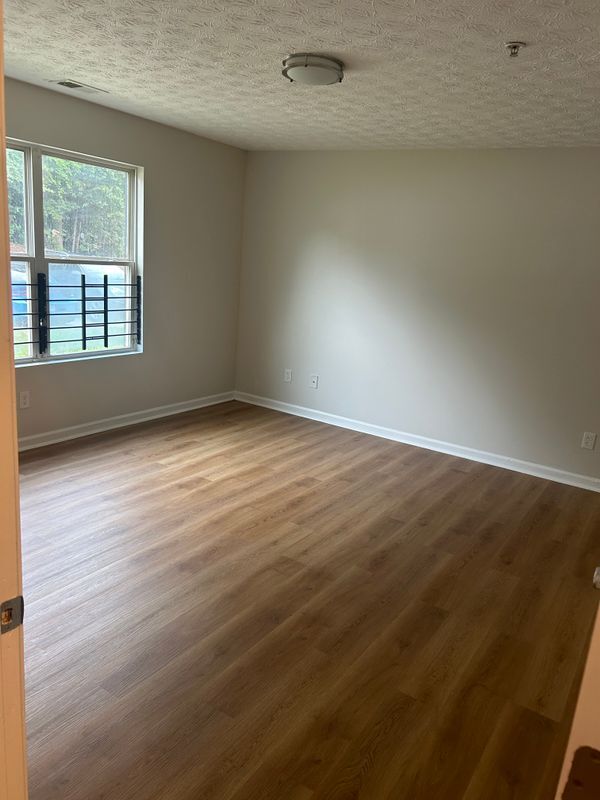 Building Photo - 8102 Fairington Village Dr