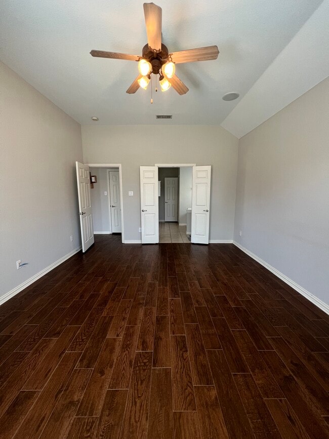 Master Bedroom - 10141 Sanden Dr