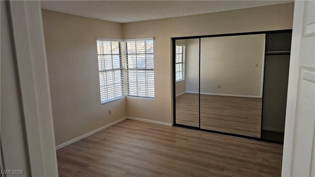 Building Photo - 8303 Palmada Dr