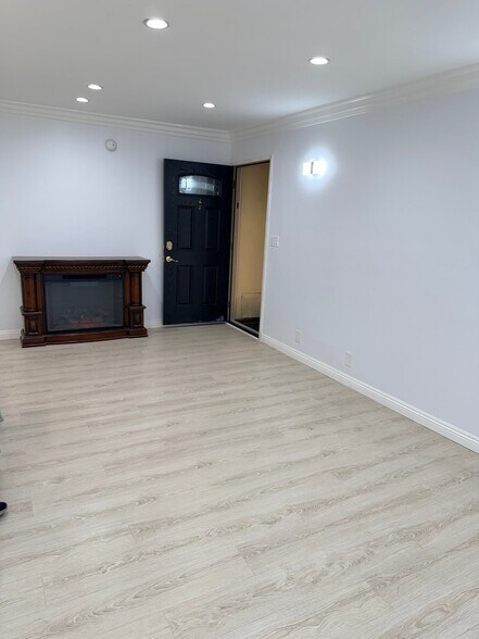 Building Photo - 2852 Sawtelle Blvd