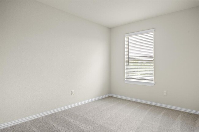 Building Photo - 10 Snowy Plover Ln