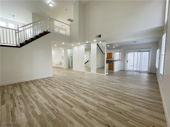 Building Photo - 7732 Crenshaw Way