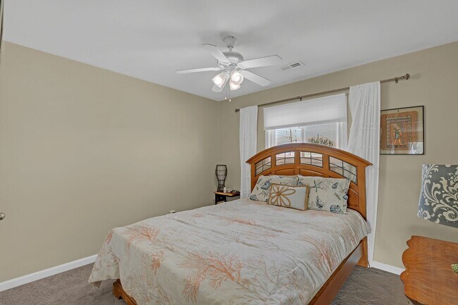 Building Photo - Call Sabrina at 757-767-0767 to schedule a tour!