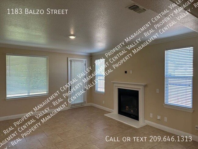 Building Photo - Manteca 4 Bedroom 3 Bathroom Single Story ...