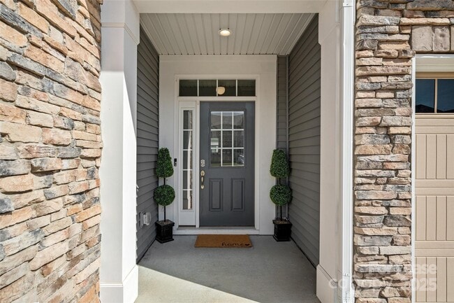 Building Photo - 5732 Lachlan Hill Ln
