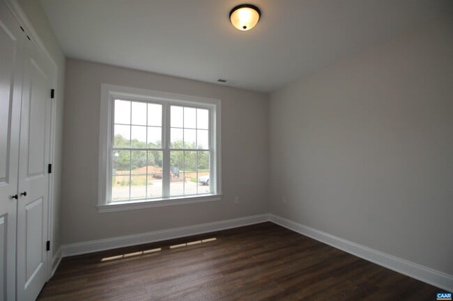 Building Photo - 169 Langley Dr