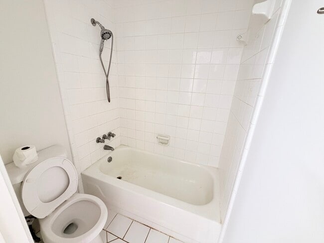 Building Photo - 2276 Turtle Landing