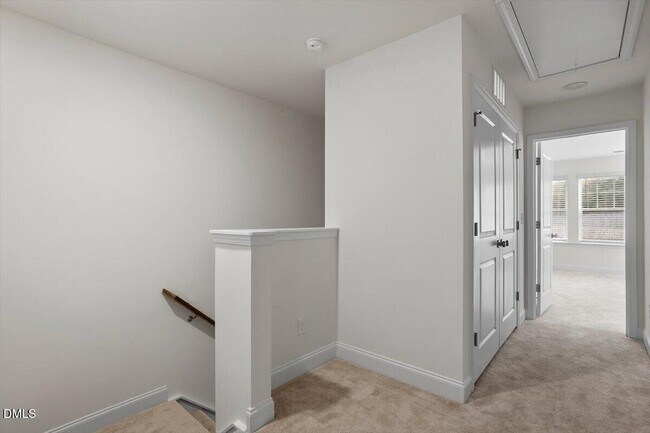 Building Photo - 74 Amaryllis Ln