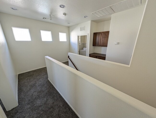 Building Photo - 7593 Perla Del Mar Ave