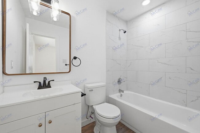 Building Photo - 5901 Farnsworth Ave