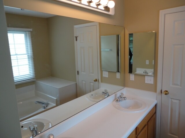 Building Photo - 5408 Pennfine Drive