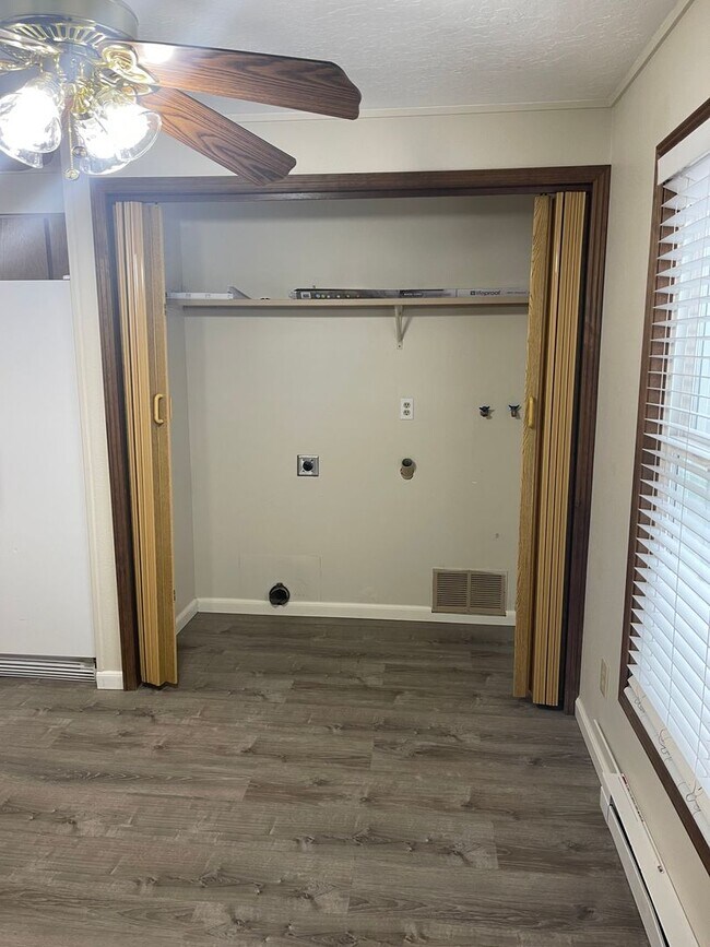Building Photo - Duplex