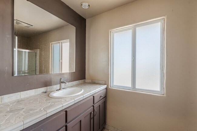 Building Photo - 8743 Topanga Canyon Blvd