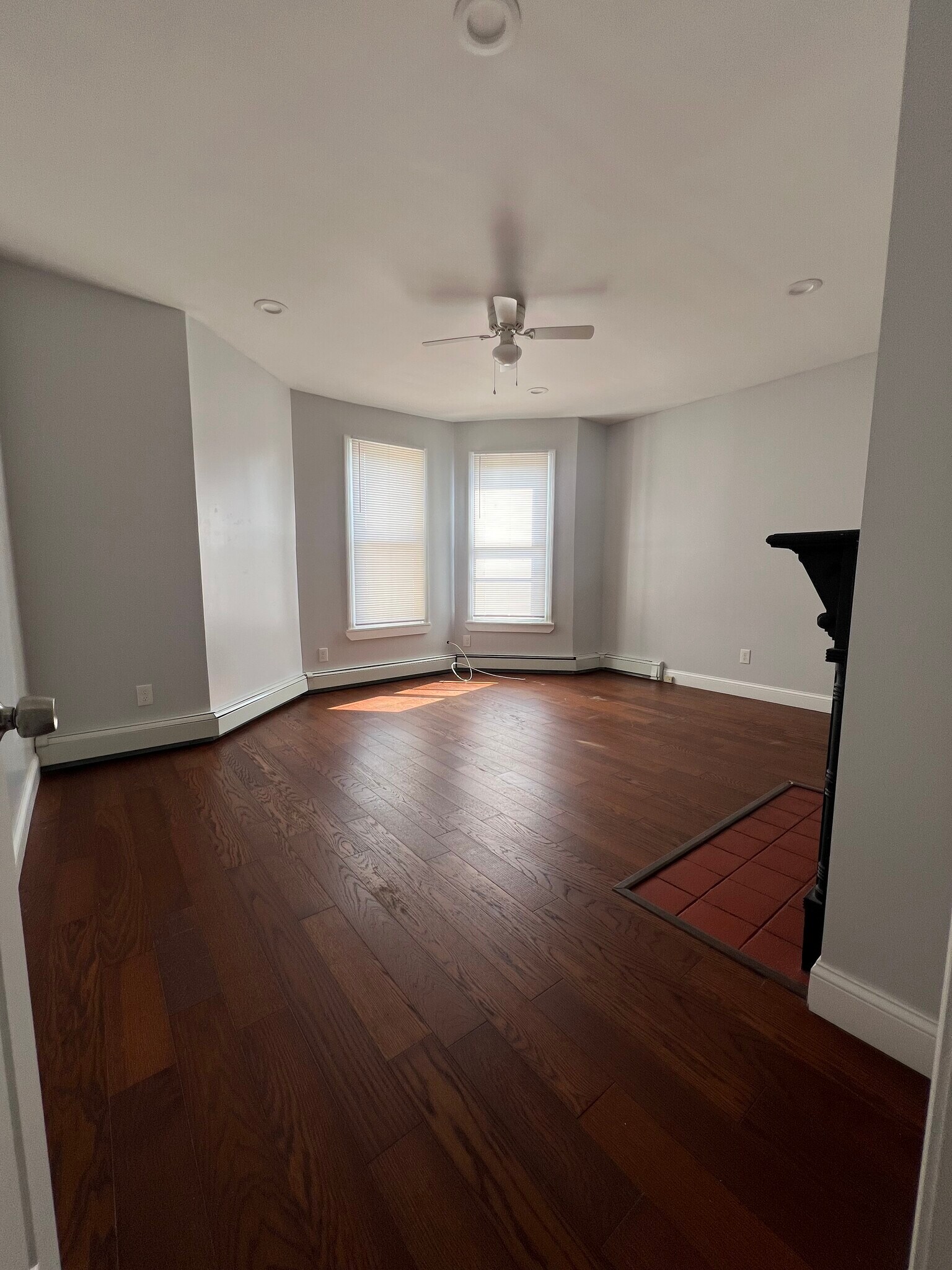 Building Photo - 982 Dixwell Ave