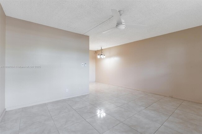 Building Photo - 400 SW 134th Way