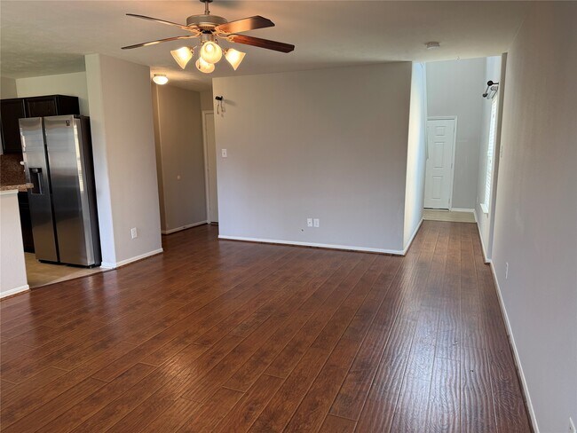 Building Photo - 9403 Sunflower Ridge Ln